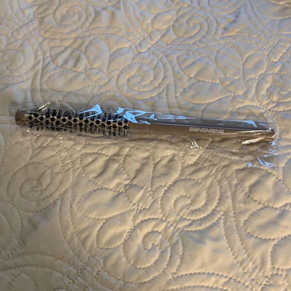 1/2 inch Skinny vent brush NEW